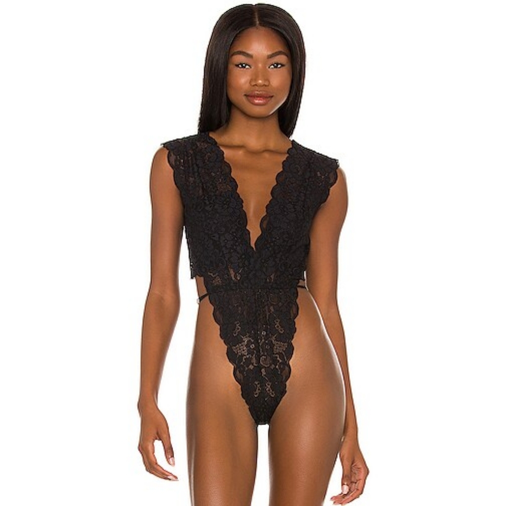 NWT We Are HAH x Free People Cut To The Chase Bodysuit Noir Black Lace Size xlXL